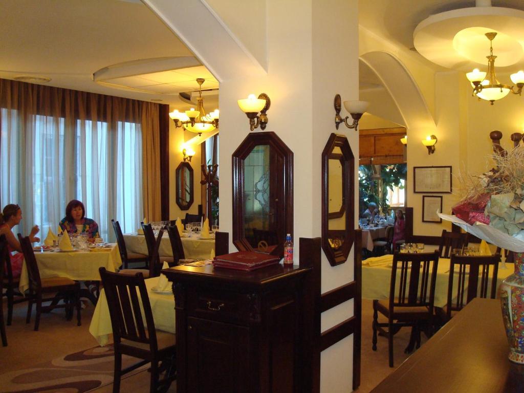 Hotel Ami Băile Felix Esterno foto
